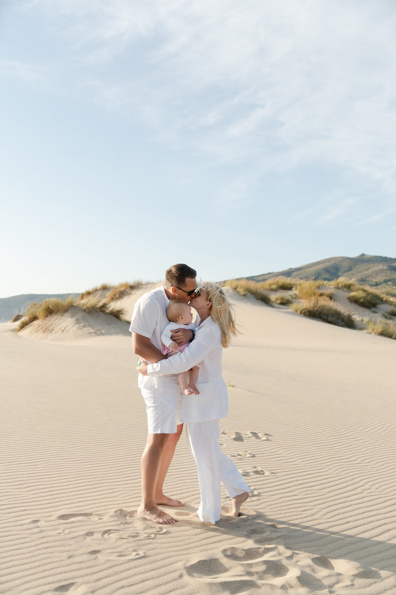 portugal family photographer,family beach photo shoot photographer