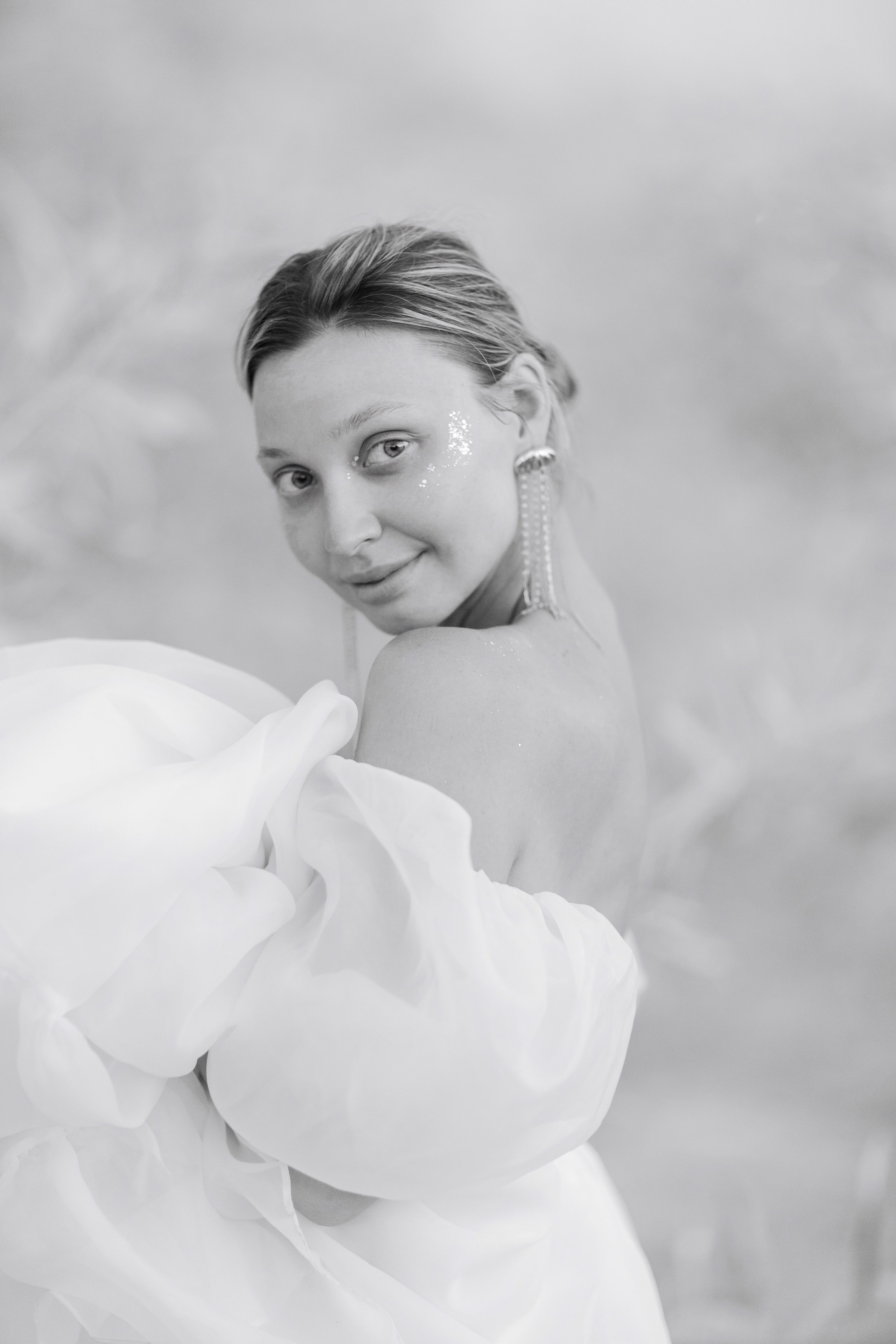 Bridal Editorial at Caparica Beach: a July Evening